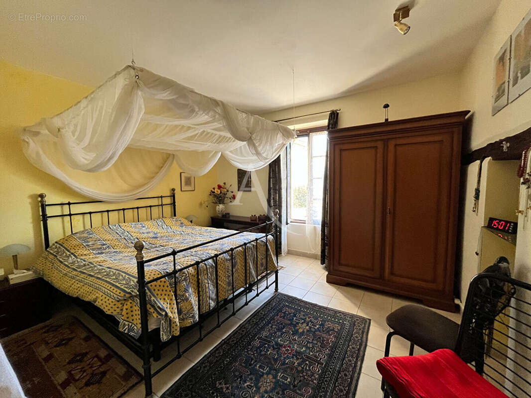 Maison à PRAYSSAC