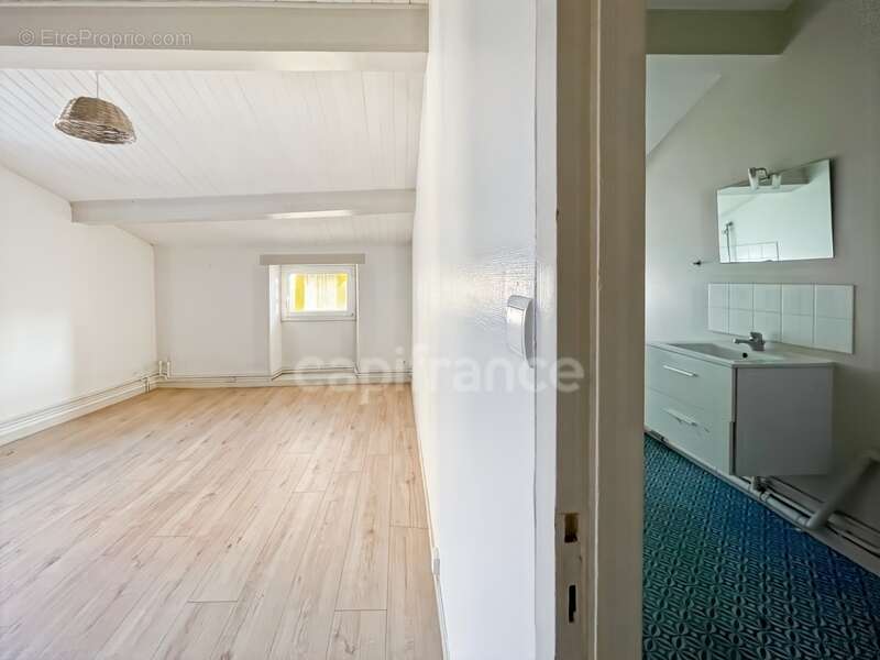 Appartement à COGNAC
