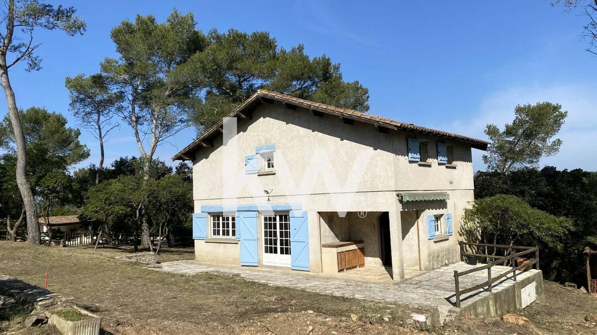 Maison à CAVEIRAC