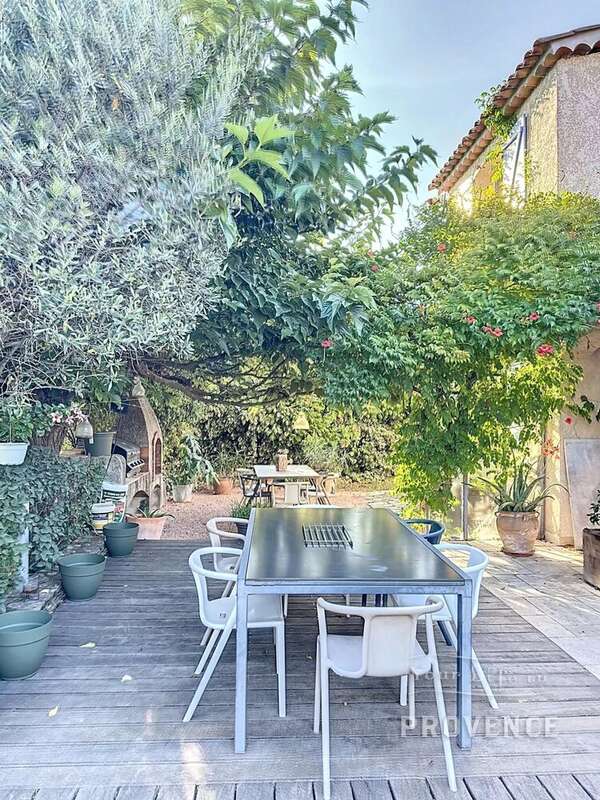 Maison à LORGUES