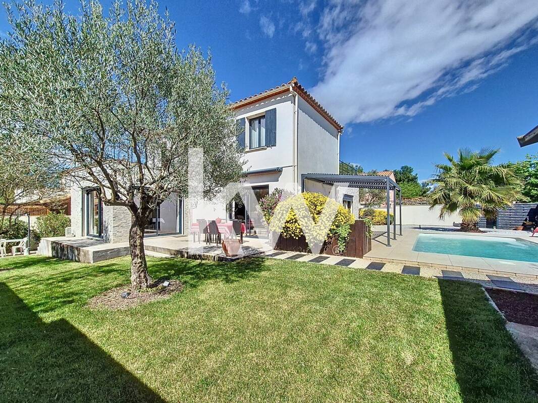 Maison à CAVEIRAC