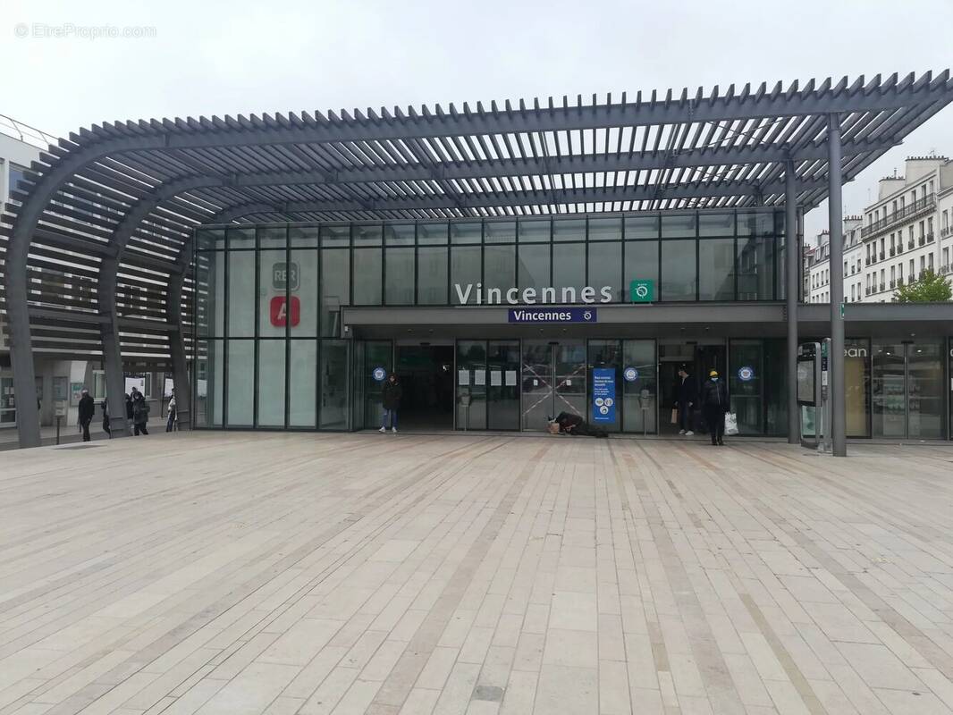 Commerce à VINCENNES