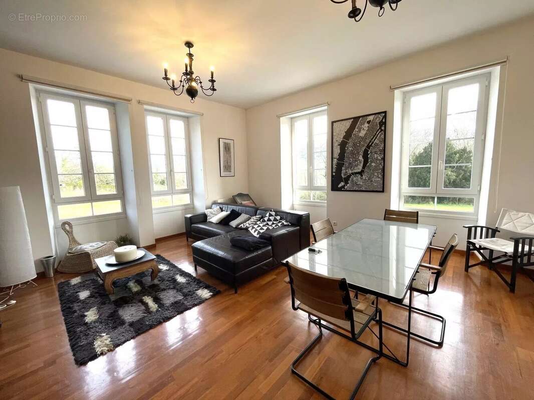 Appartement à SAUVETERRE-DE-BEARN