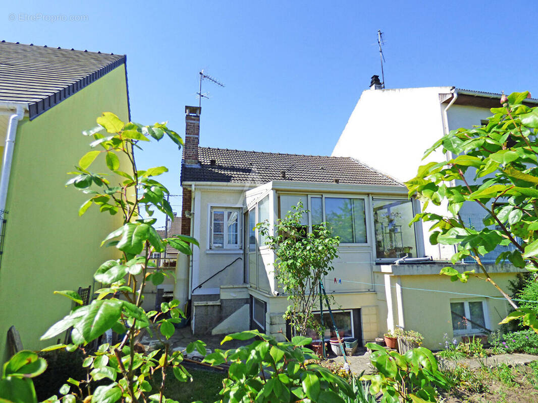 Maison à GAGNY