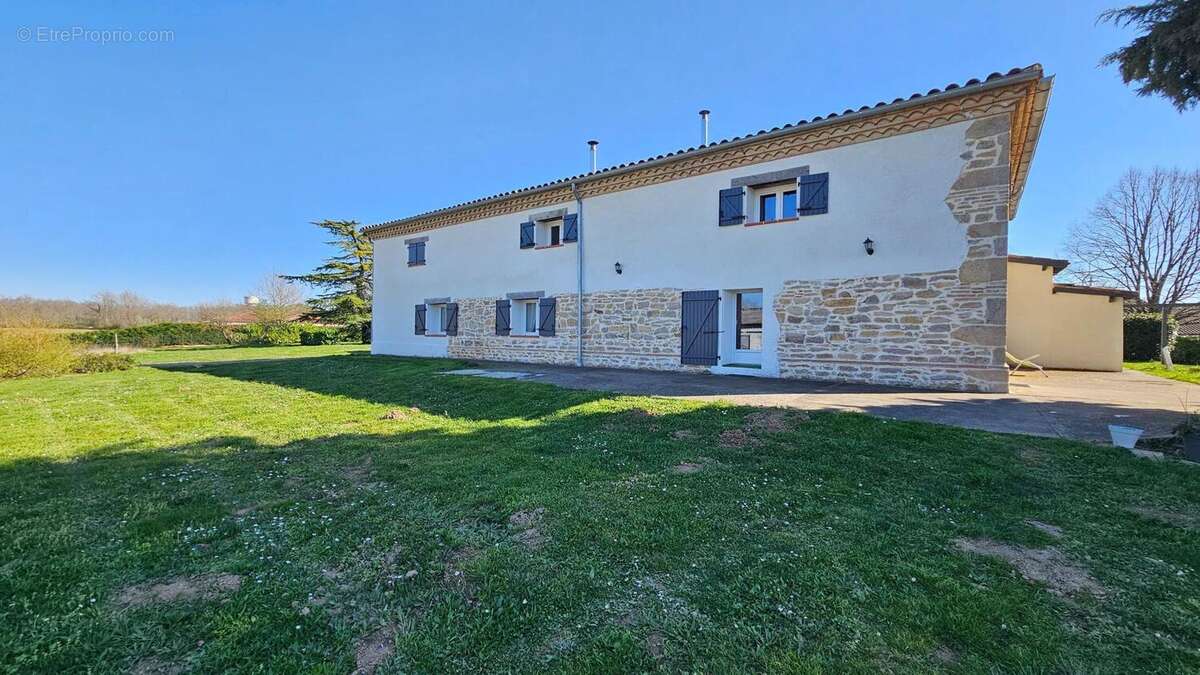Photo 2 - Maison à MONCLAR-DE-QUERCY