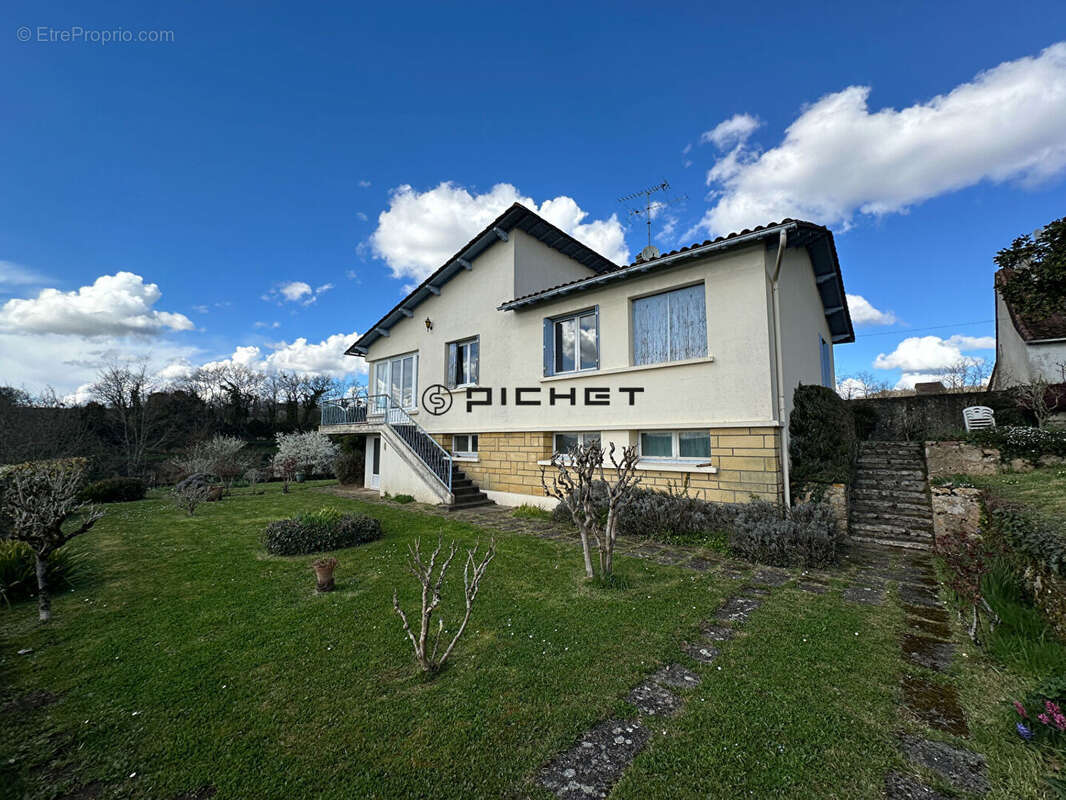 Maison à MOULEYDIER