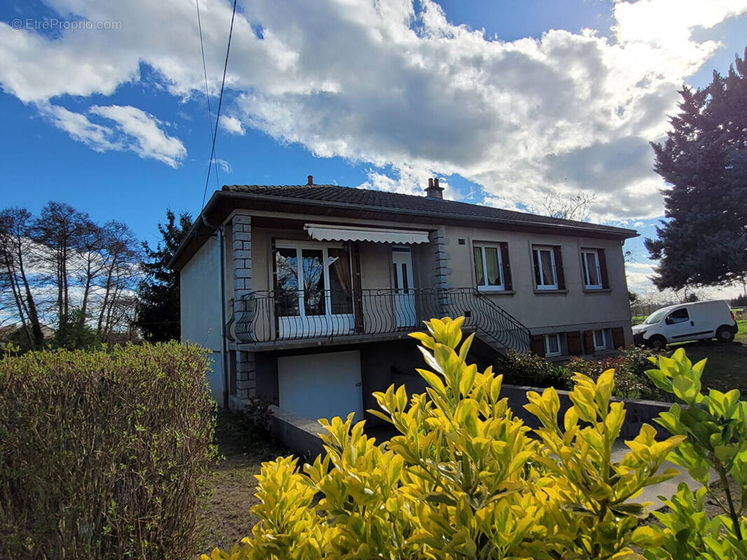 Maison à SAINT-LOUP