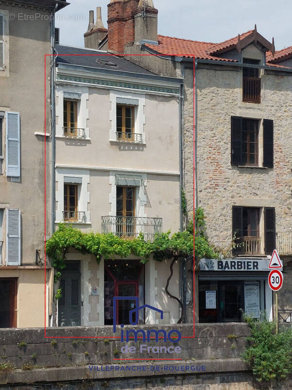 Maison à VILLEFRANCHE-DE-ROUERGUE
