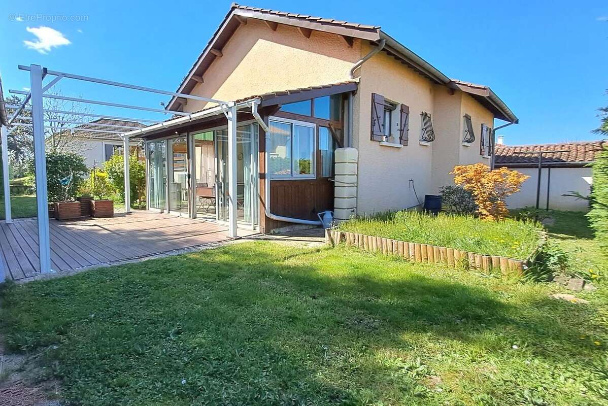 Maison à MIONS