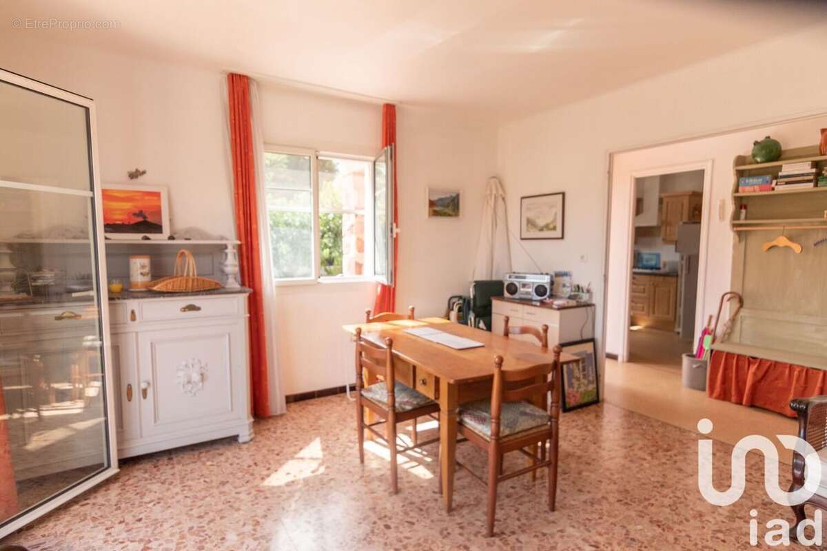 Photo 3 - Maison à PUGET-SUR-ARGENS
