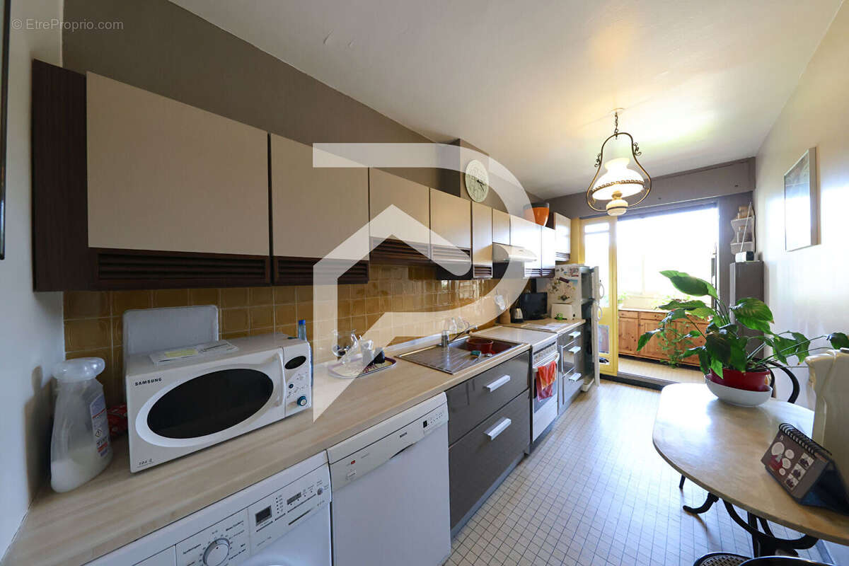 Appartement à RIS-ORANGIS