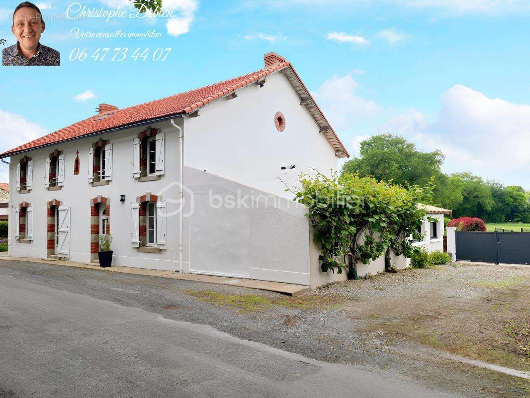 Maison à VIEILLEVIGNE