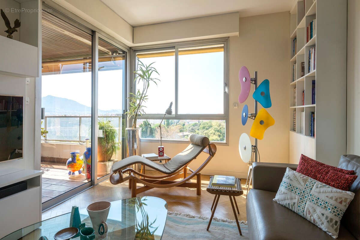 Appartement à MARSEILLE-8E