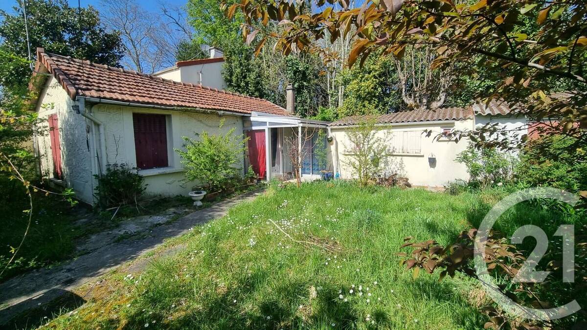 Maison à SAINT-MAUR-DES-FOSSES