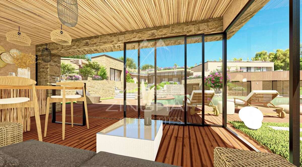 Maison à MOUGINS