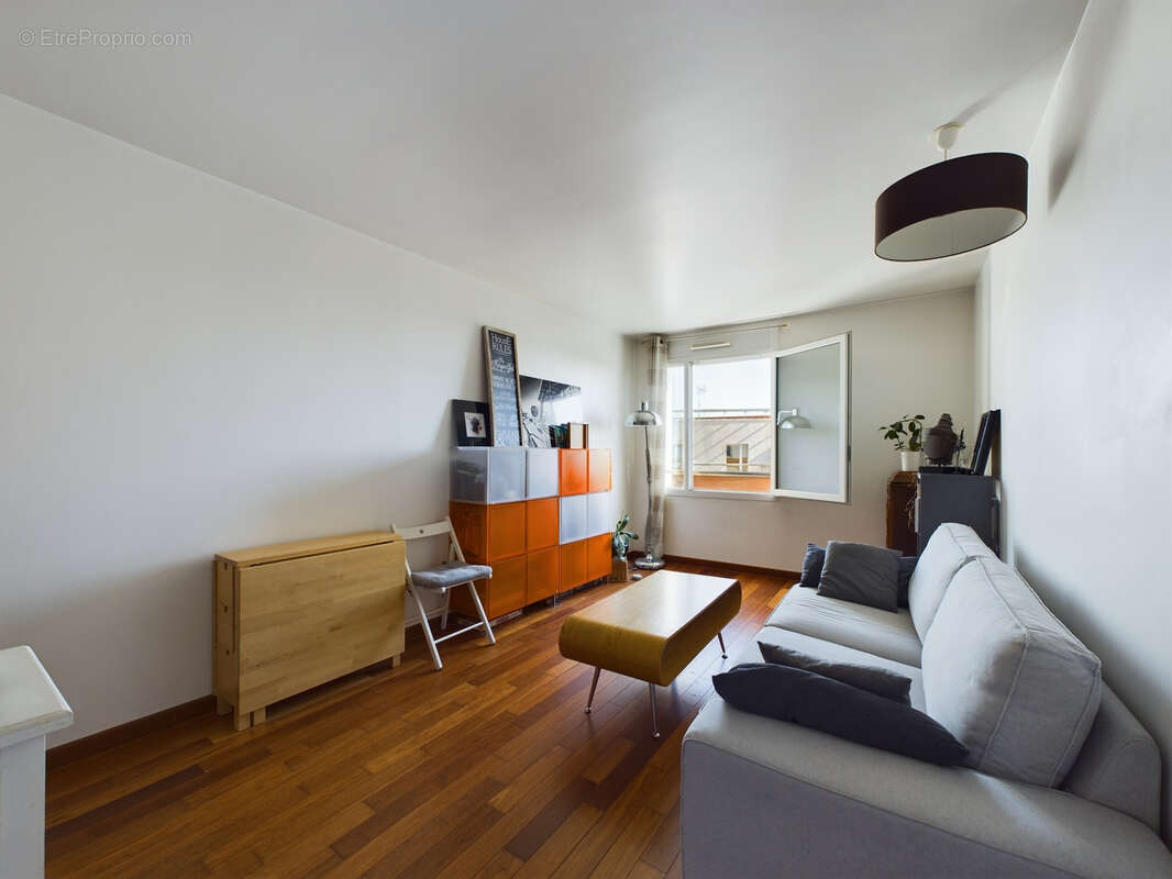 Appartement à ISSY-LES-MOULINEAUX