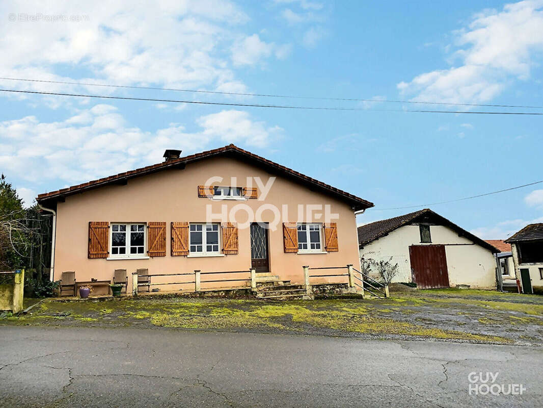 Maison à HAGETMAU