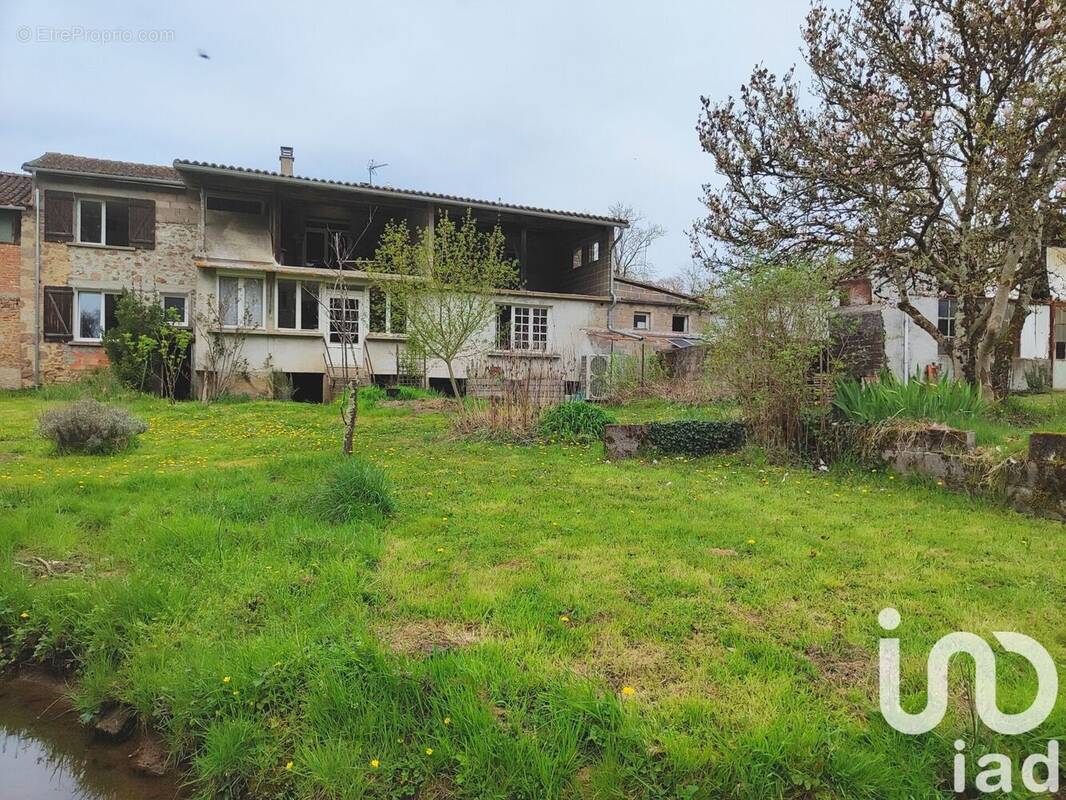 Photo 1 - Maison à CHIRAC