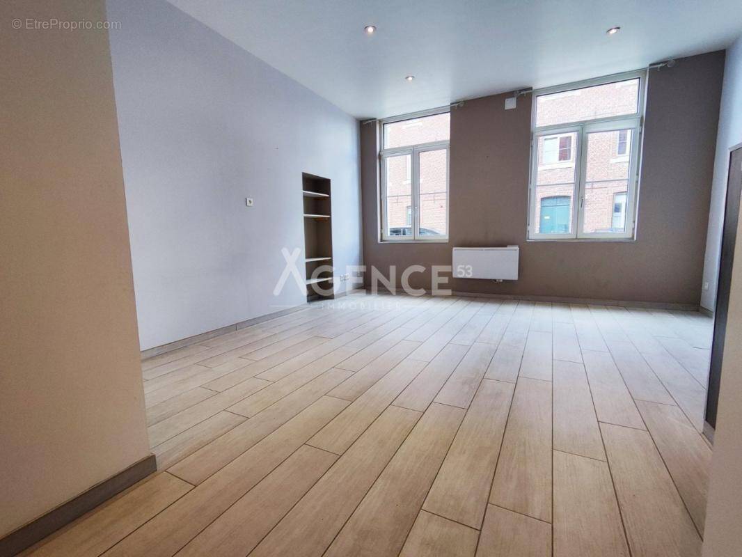 Appartement à AIRE-SUR-LA-LYS