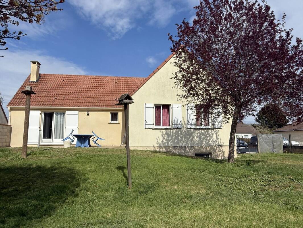 Maison à OUZOUER-SUR-LOIRE