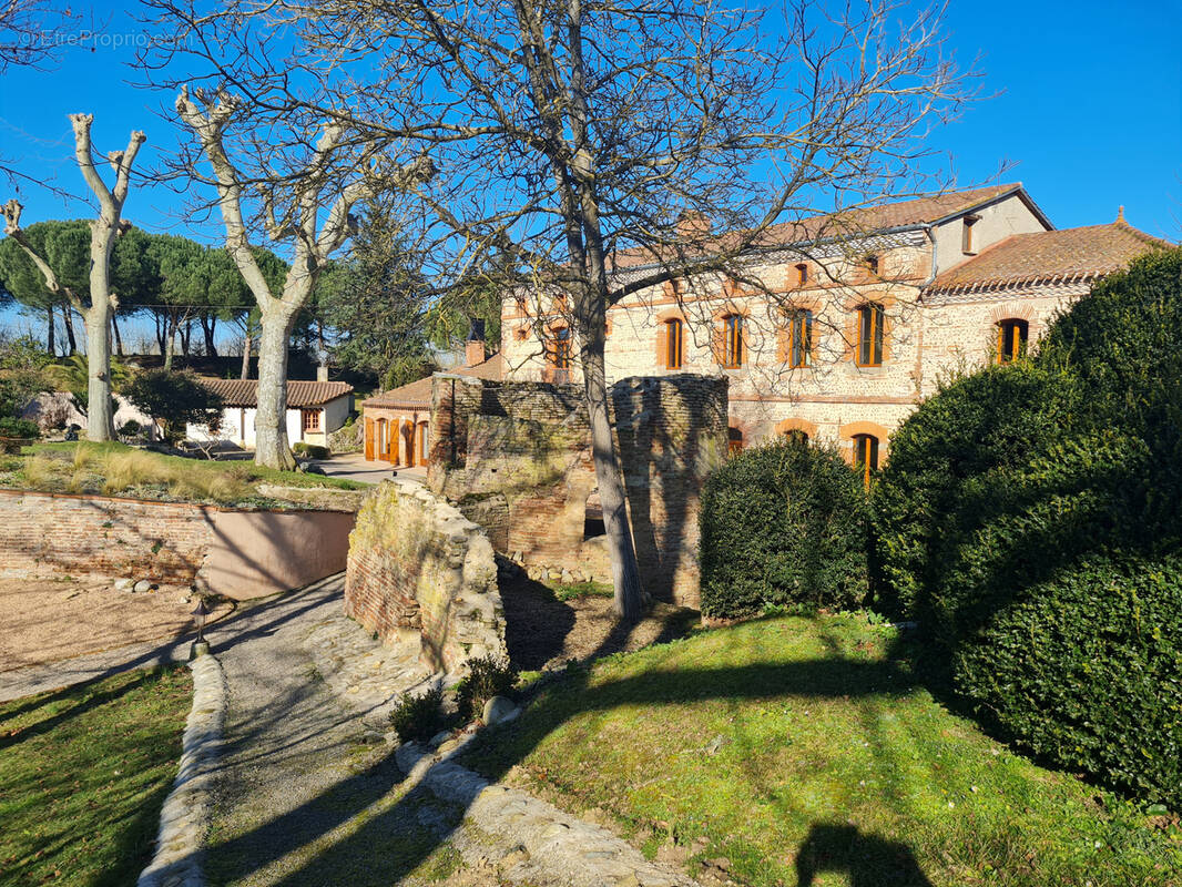 Maison à MAZERES