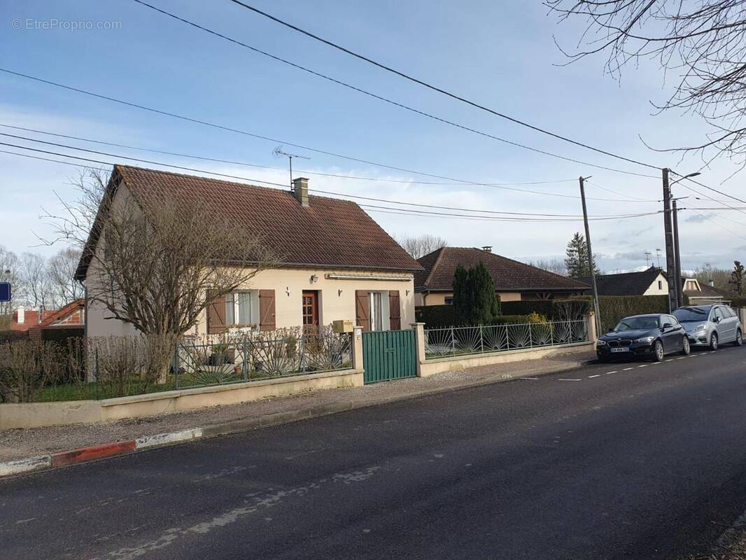 Photo 1 - Maison à BREVIANDES