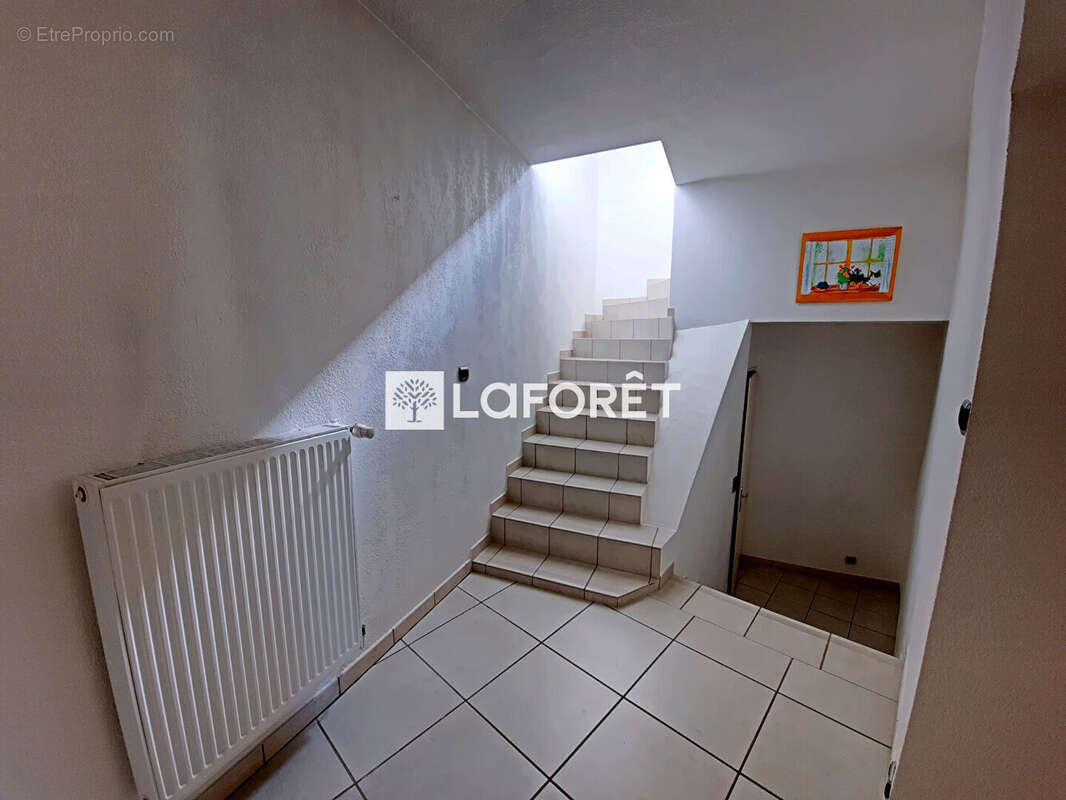Appartement à SAINT-ETIENNE