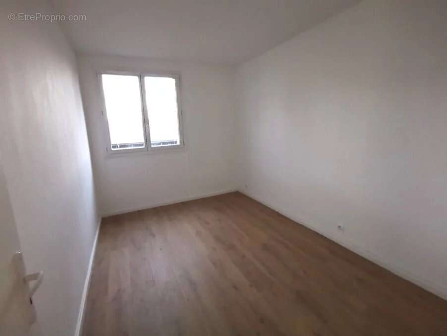Appartement à IVRY-SUR-SEINE