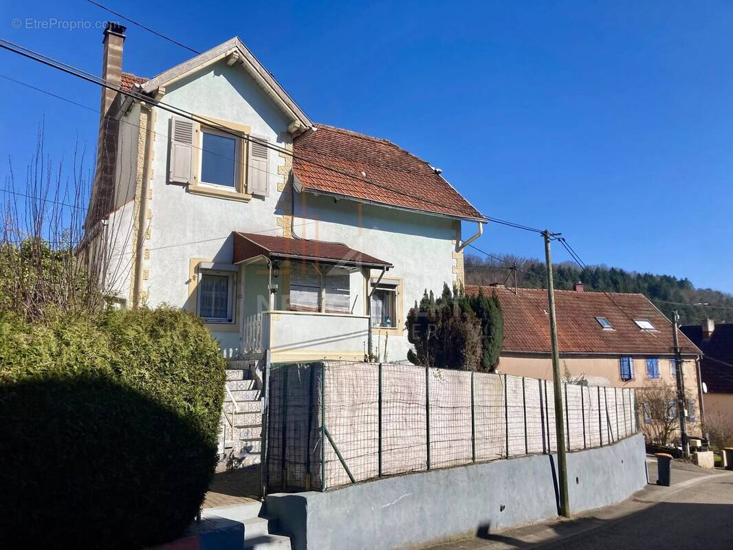 Maison à WINGEN-SUR-MODER