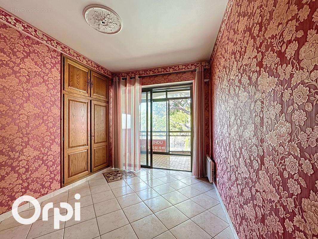 Appartement à VILLENEUVE-LOUBET