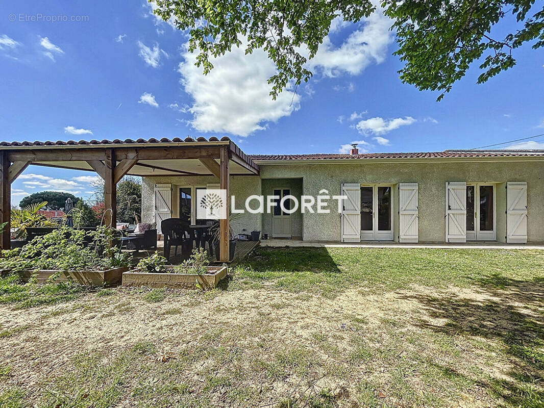 Maison à FRONTON