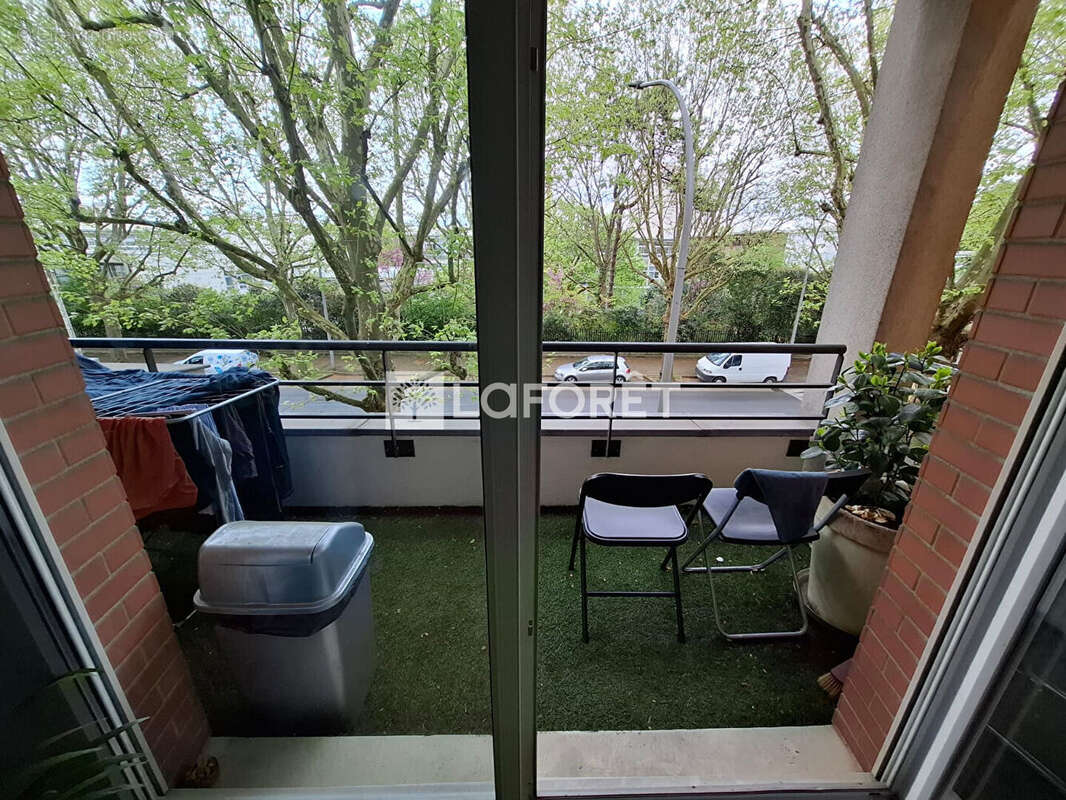 Appartement à L&#039;HAY-LES-ROSES