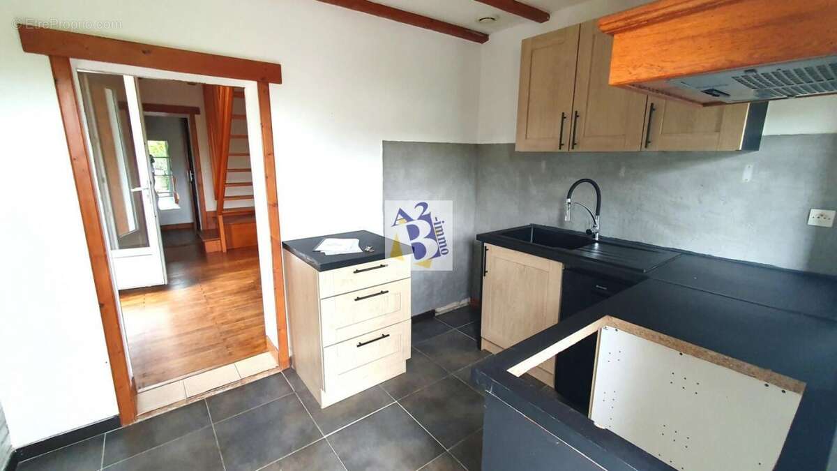 Maison à TOUVRE