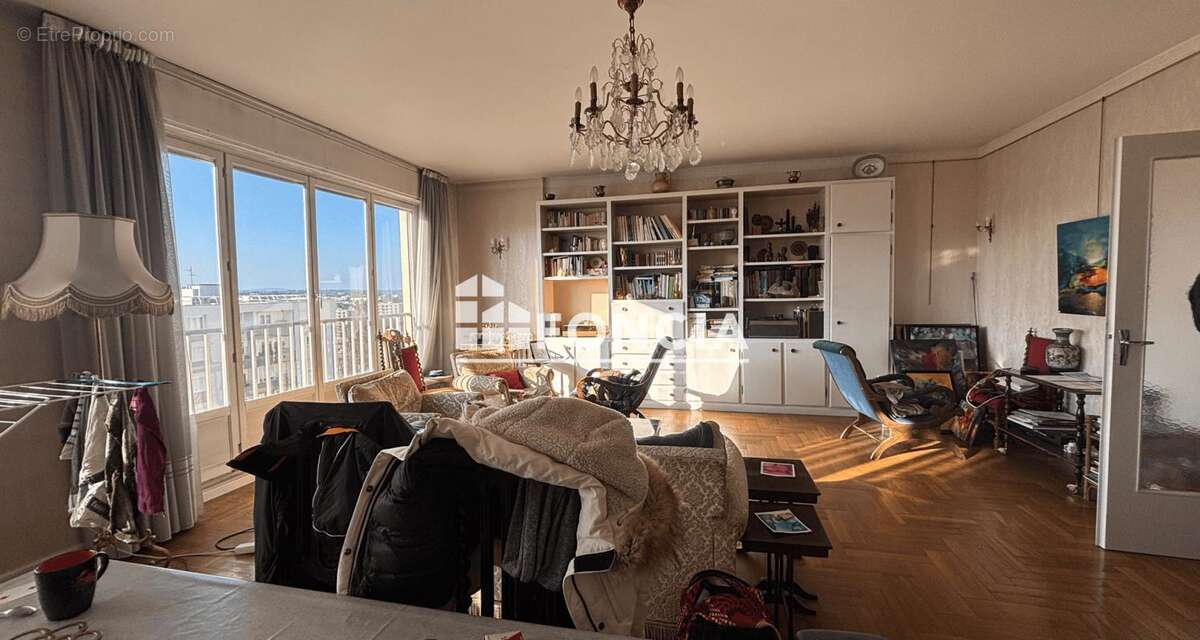 Appartement à SAINTE-FOY-LES-LYON