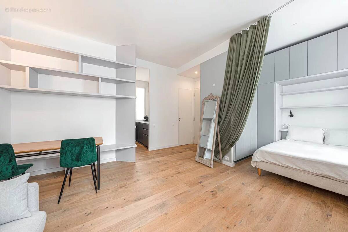 Appartement à MARSEILLE-7E