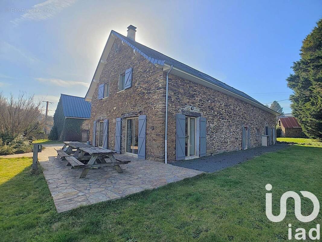 Photo 1 - Maison à UZERCHE
