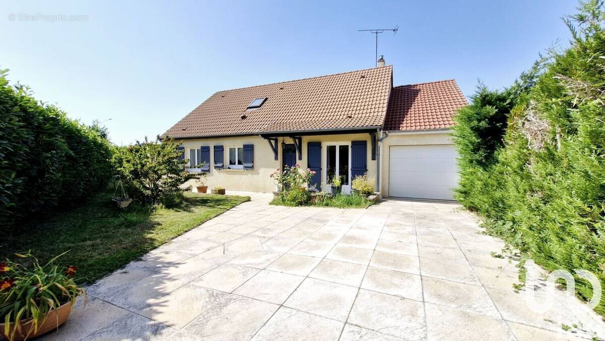 Photo 1 - Maison à SAINT-PREST