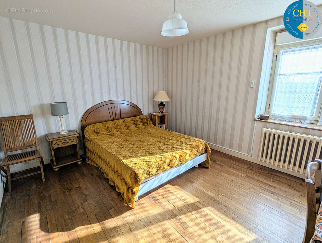 Maison à MAXENT