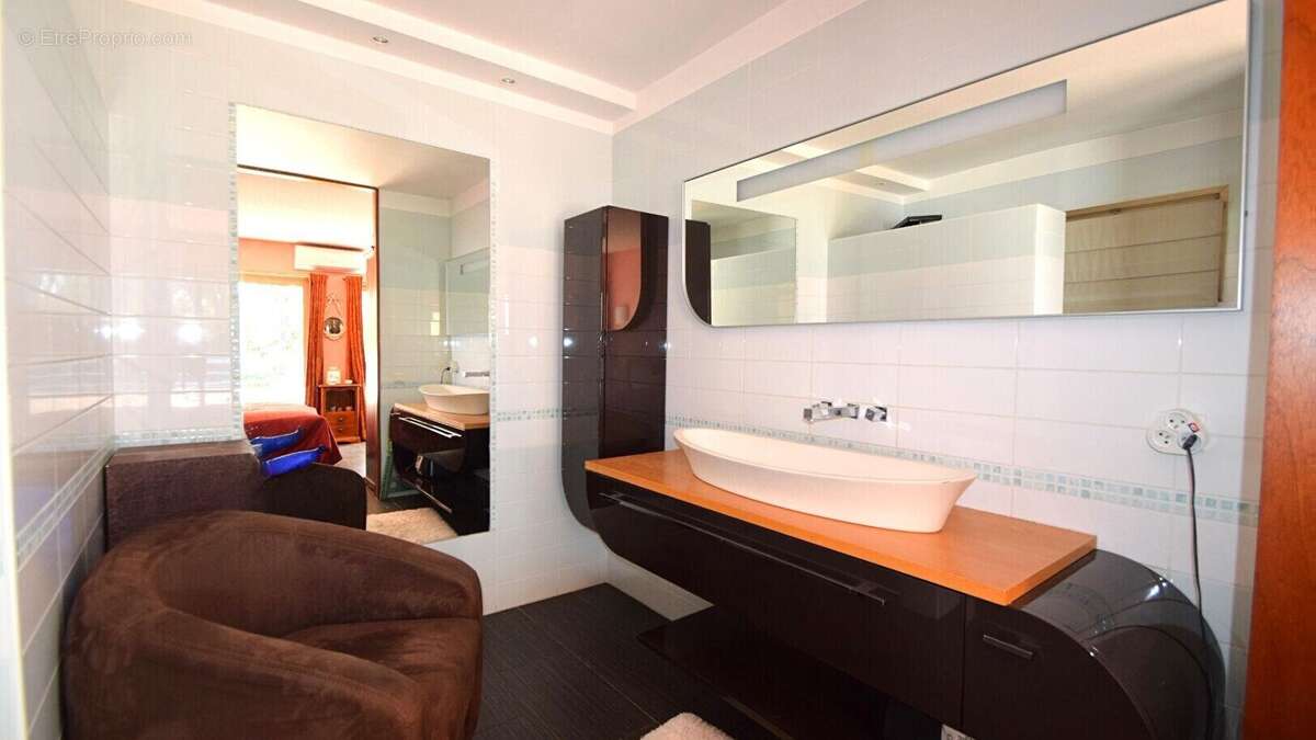 Appartement à SAINT-RAPHAEL