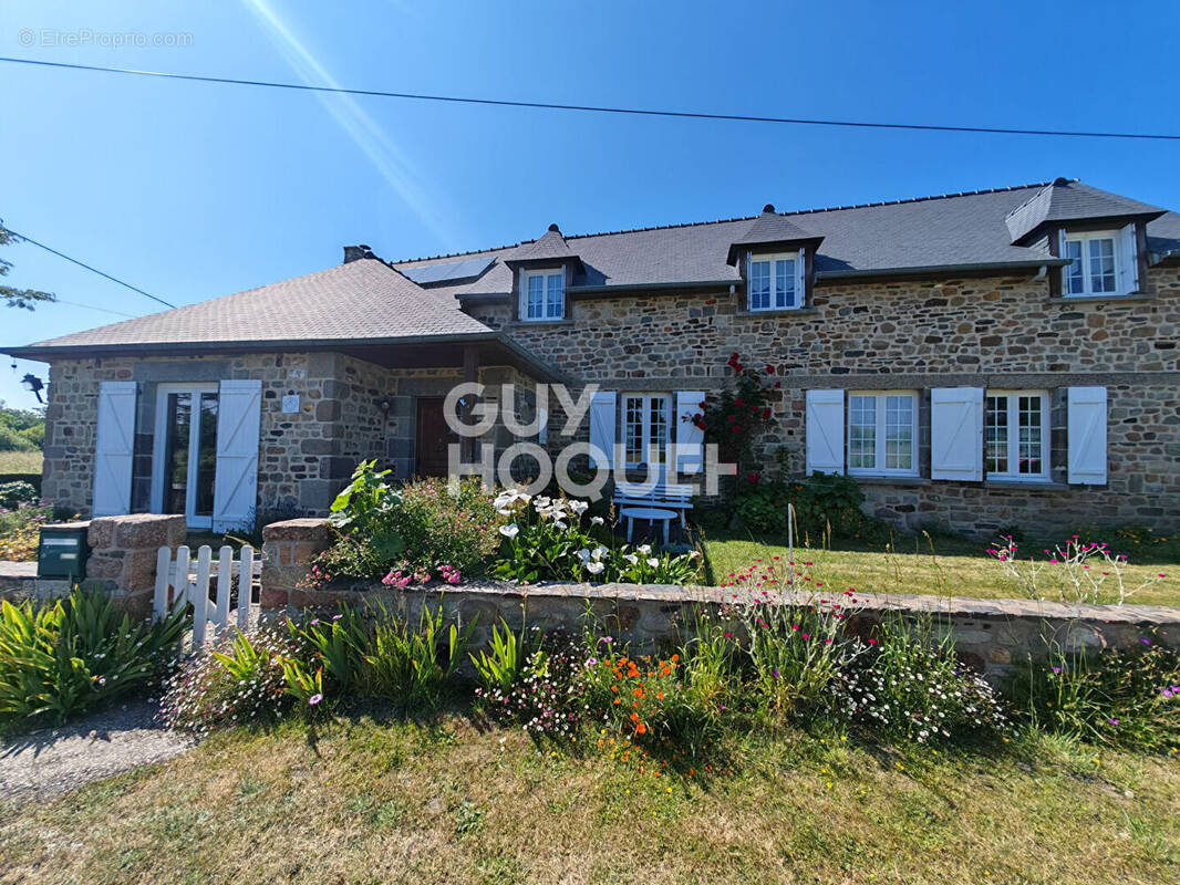 Maison à MONT-DOL