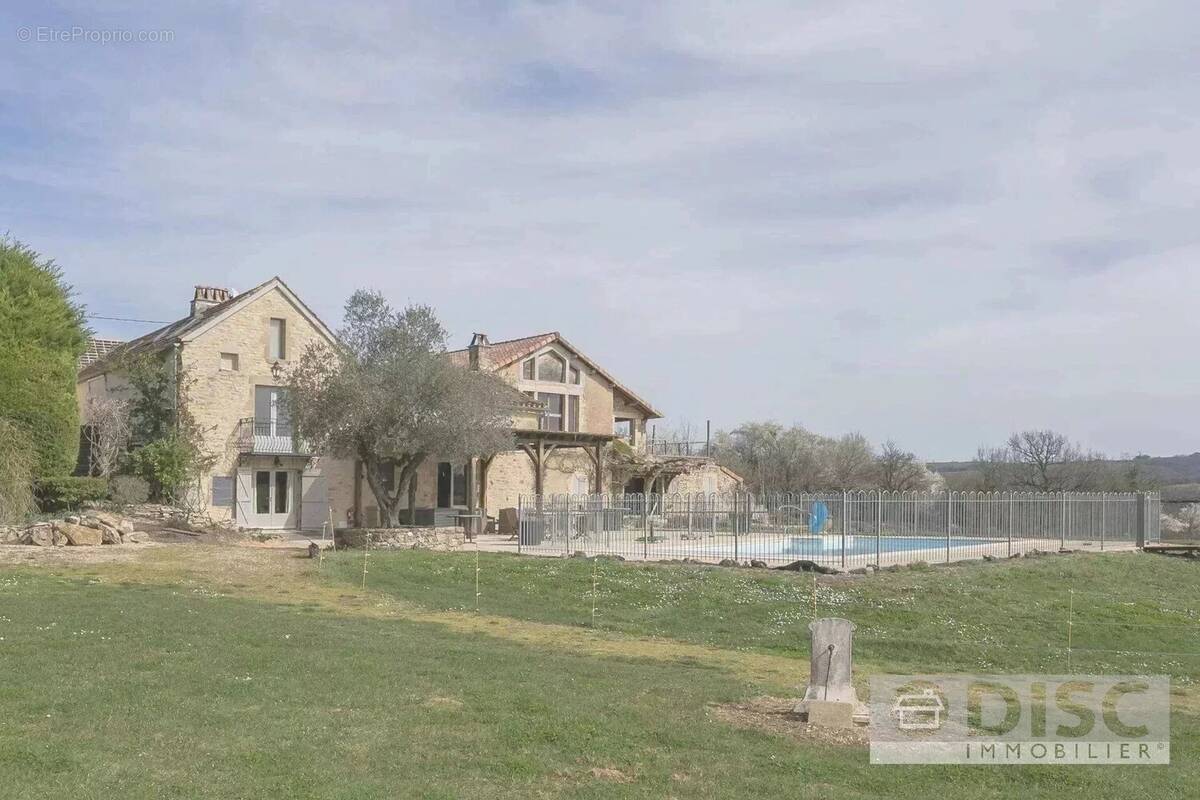 Maison à GINALS