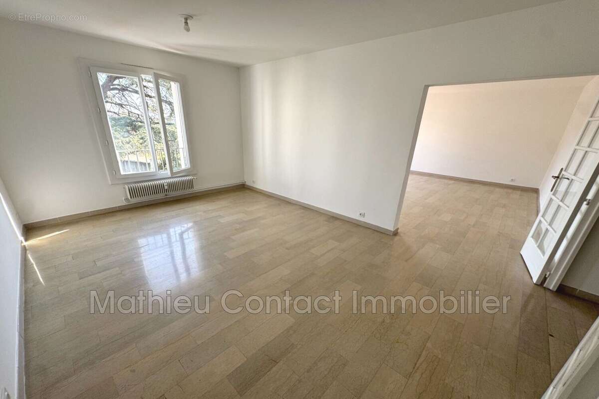 Appartement à NIMES