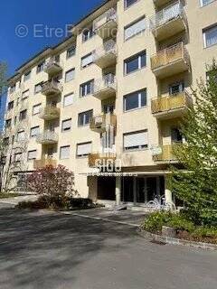 Appartement à LA FARE-LES-OLIVIERS