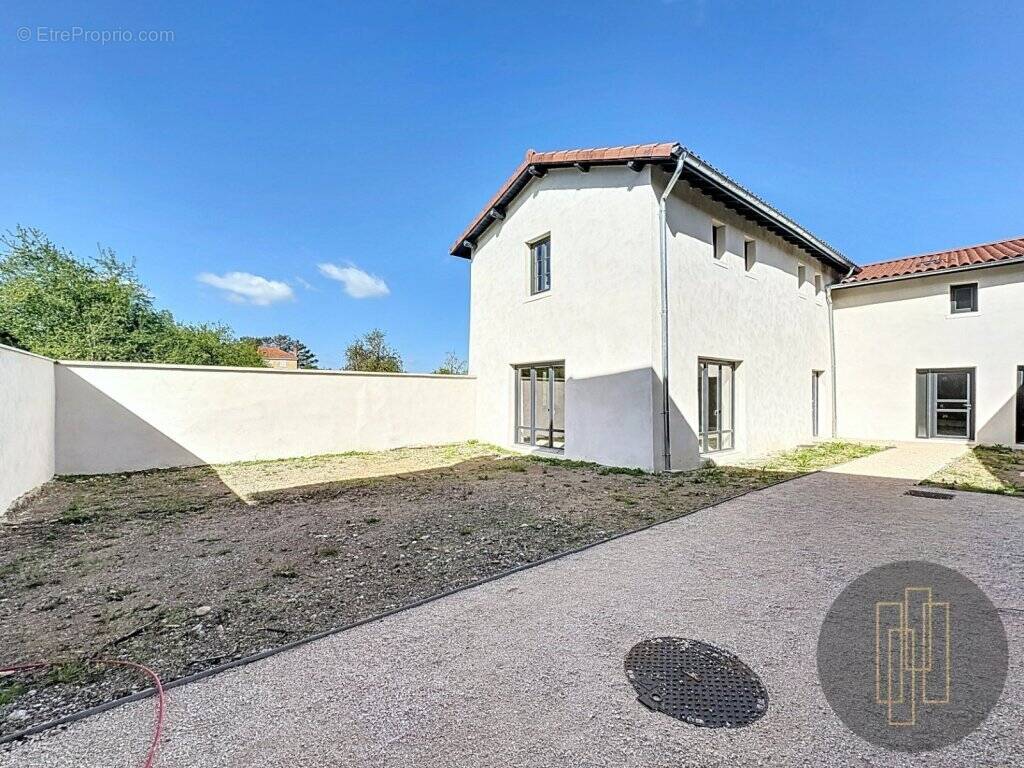 Maison à LES CHERES