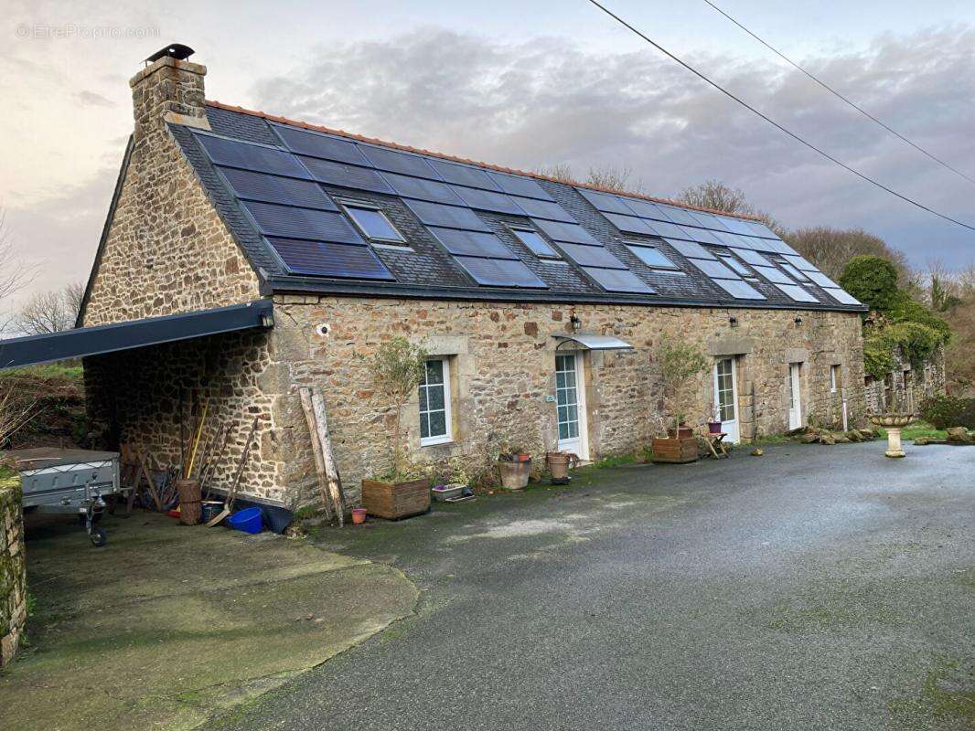 Maison à LANGOELAN