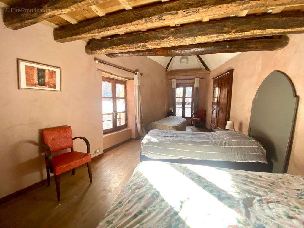 Maison à ETAMPES