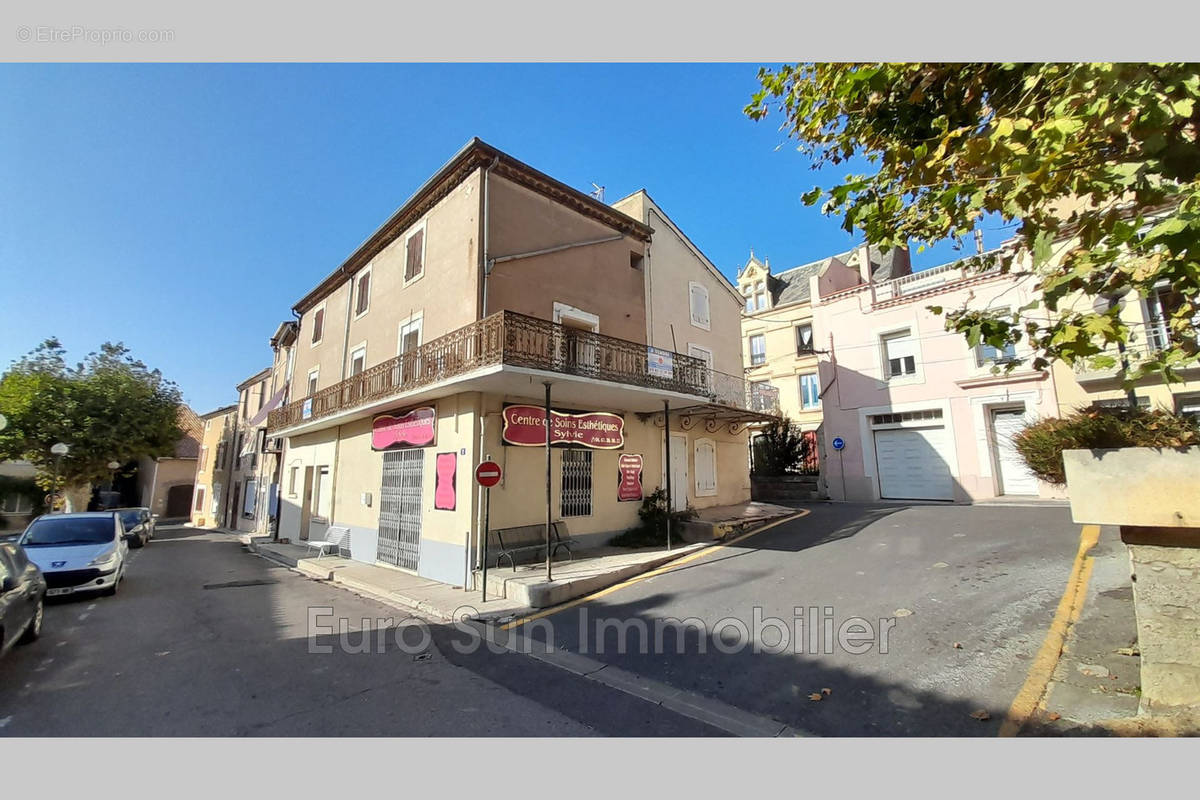 Maison à NISSAN-LEZ-ENSERUNE
