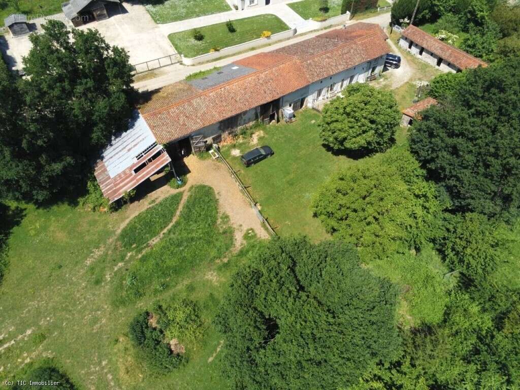 Maison à CIVRAY