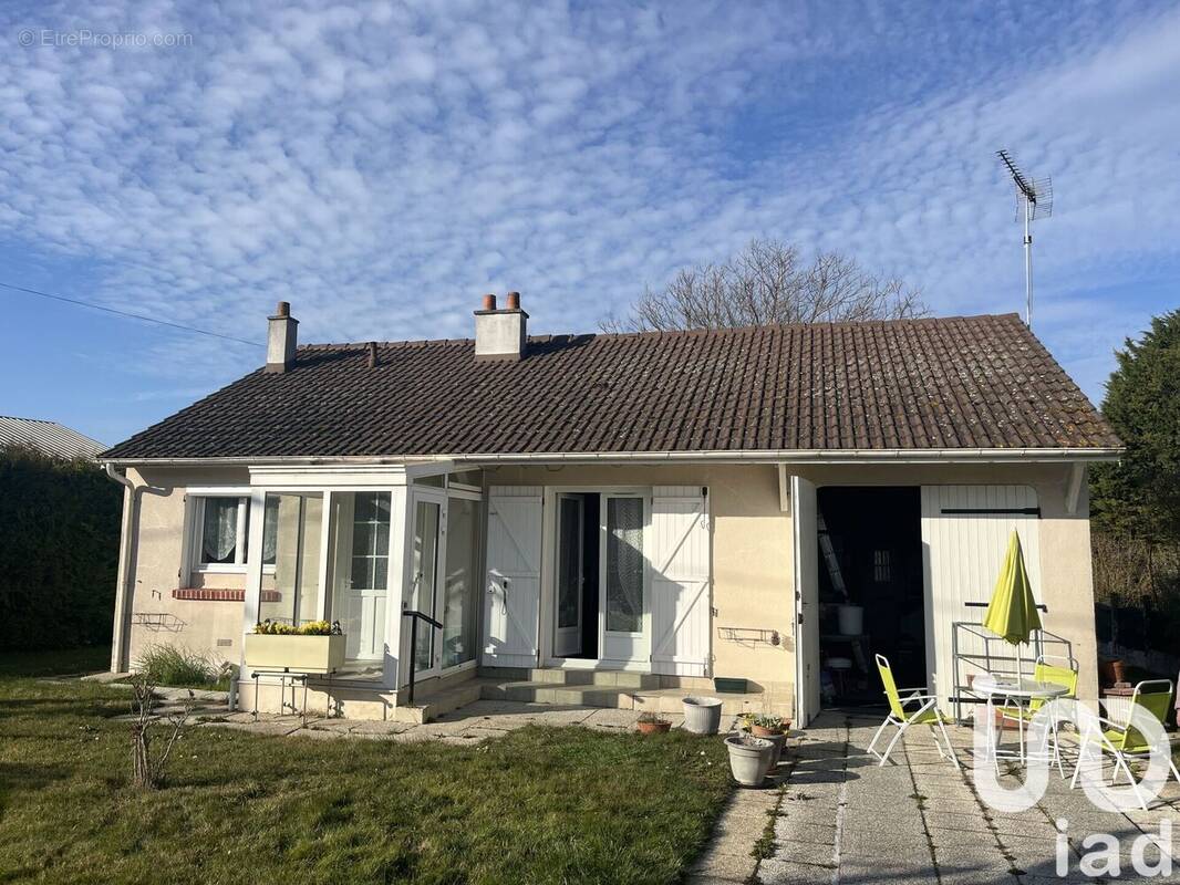 Photo 1 - Maison à CORBEILLES