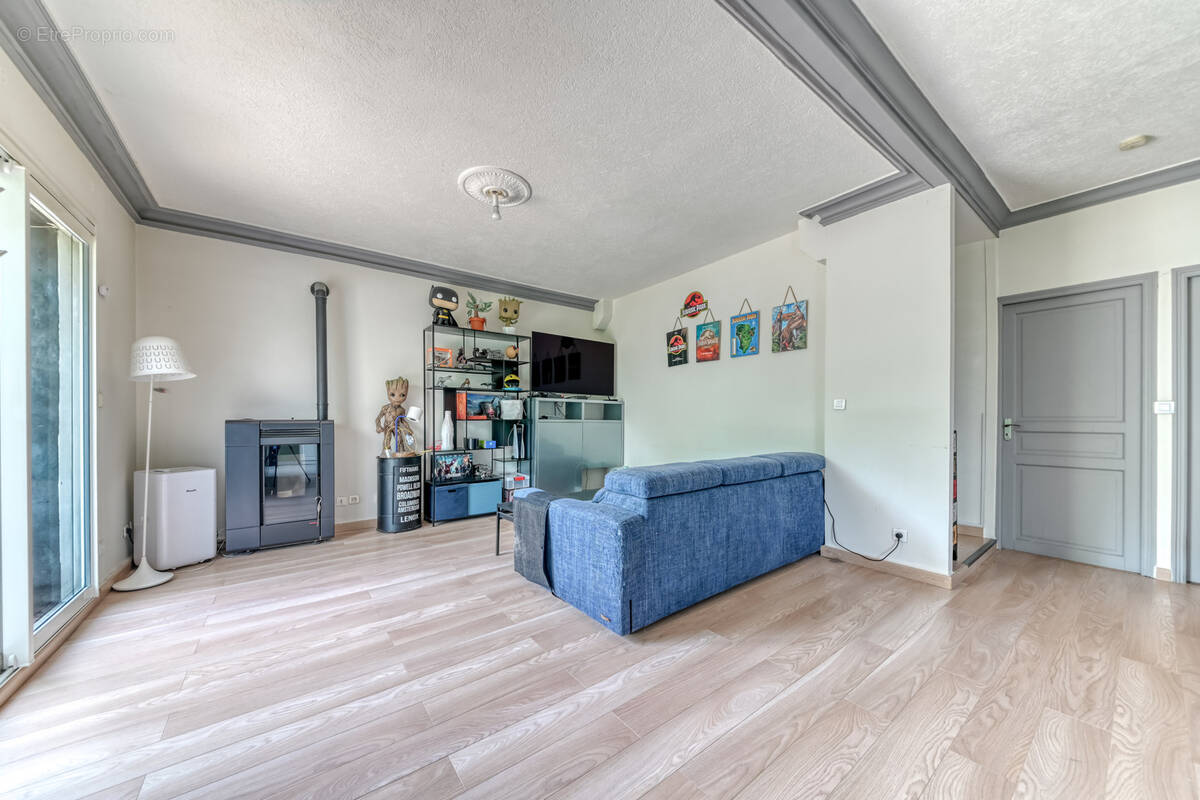 Appartement à VENISSIEUX